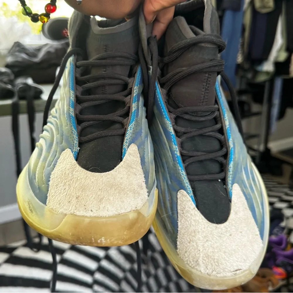 Yeezys - Picture 2 of 6